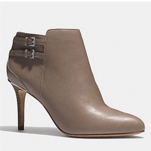 Authentic Coach Daphne Stiletto Leather Ankle Bootie. Size 11 - Picture 2 of 12